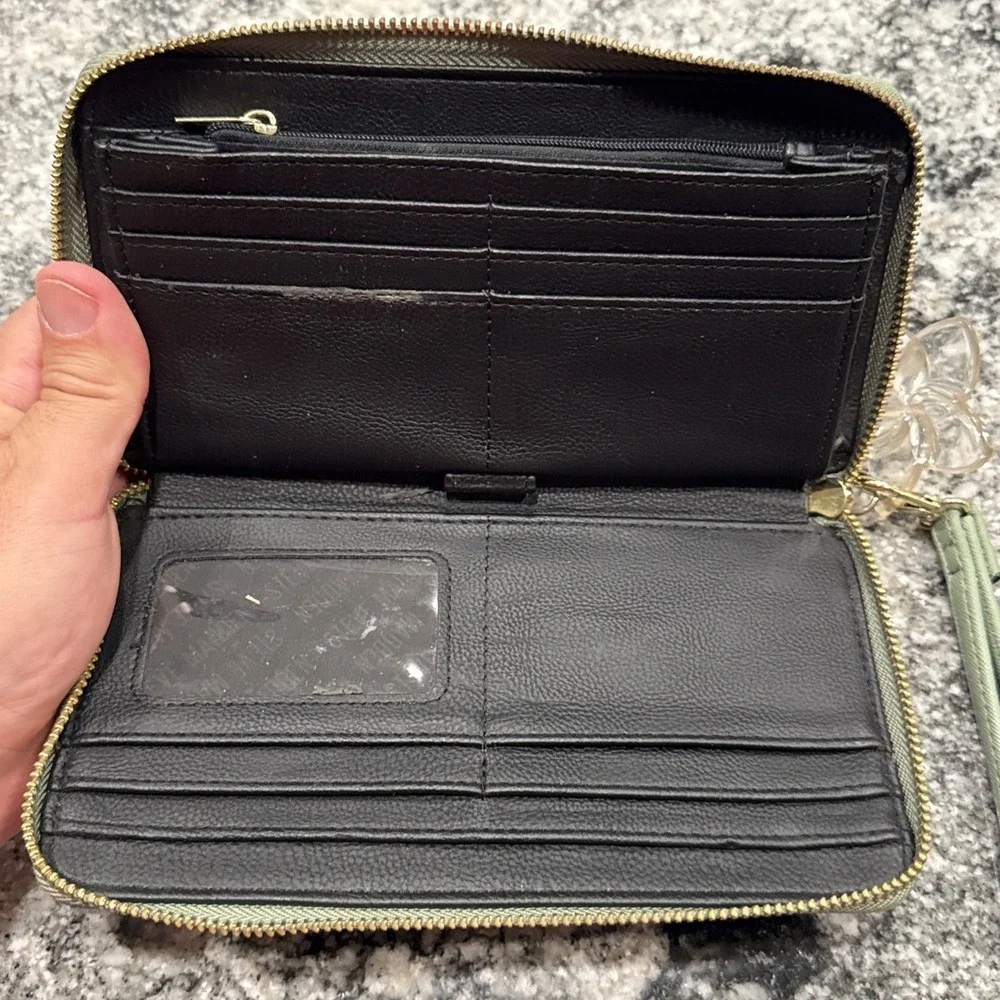 Steve Madden BZippy Zip‎ Around Women's Wallet Wristlet Clutch Jade Green